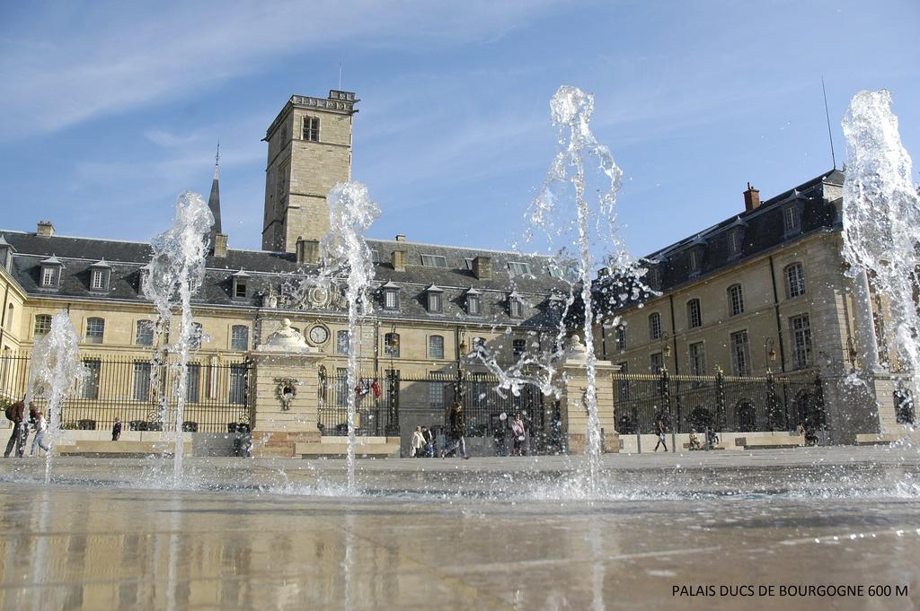 Hotel Montchapet Dijon Centre Luaran gambar